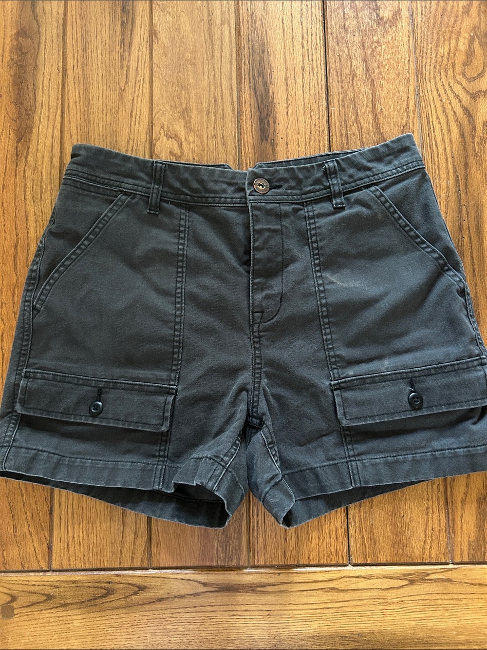 Women’s REI trailsmith shorts